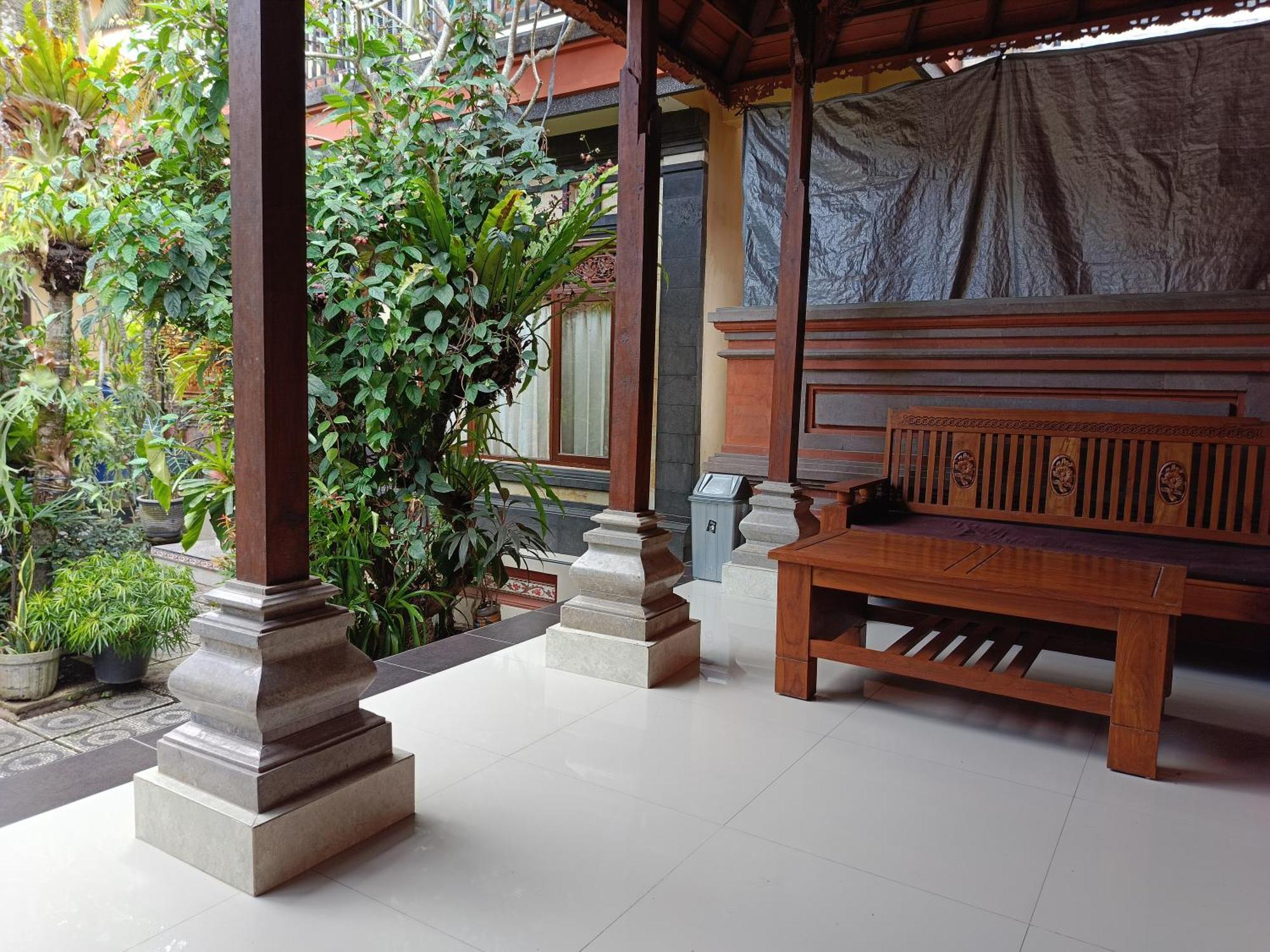 Nyoman House Ubud エクステリア 写真