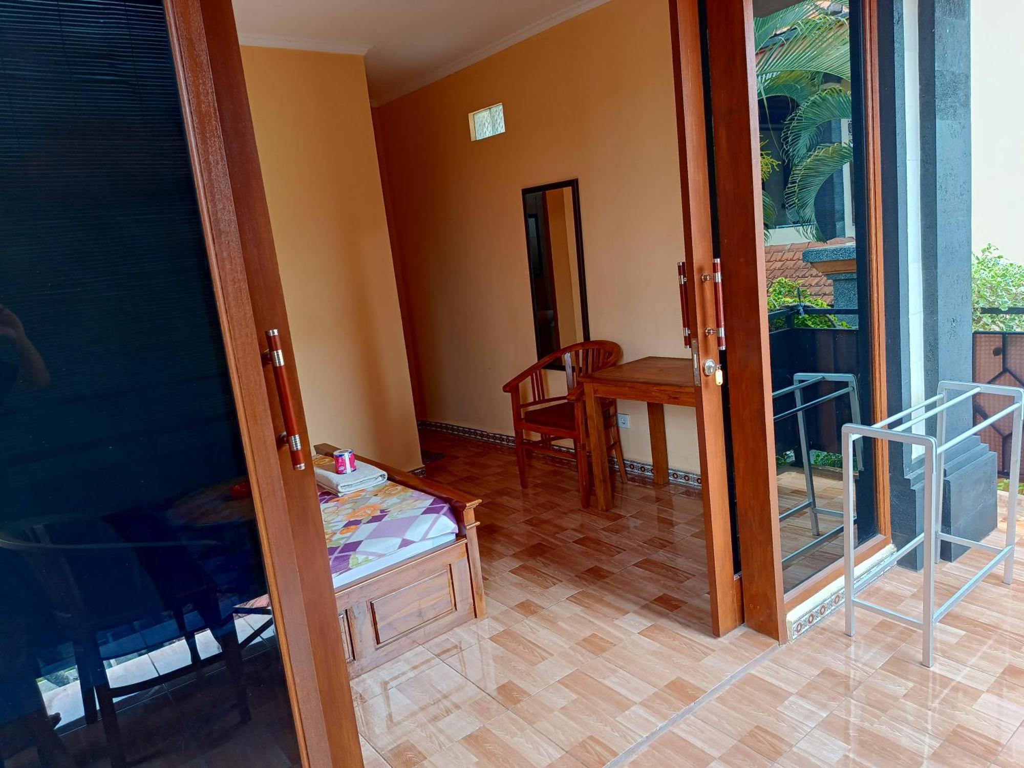 Nyoman House Ubud エクステリア 写真