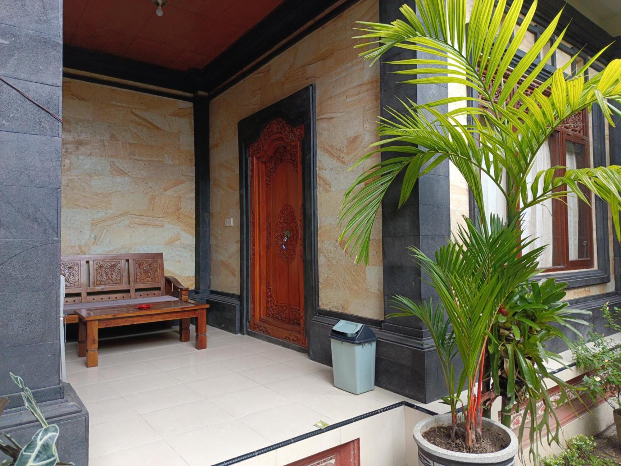 Nyoman House Ubud エクステリア 写真